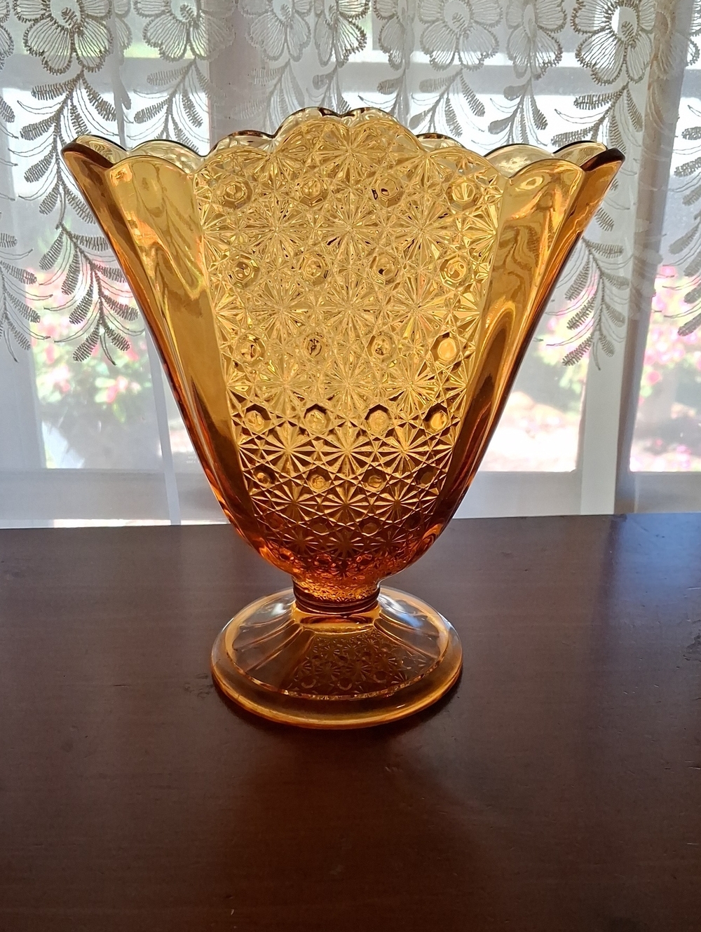Fenton Amber Glass Scalloped Pedestal Vase Dasiy And Buttons